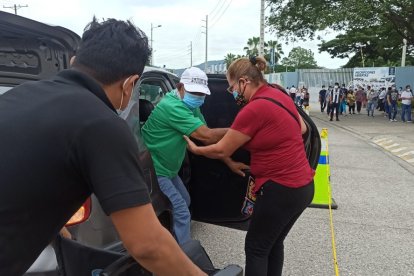 Personas con capacidades reducidas fueron a sufragar.