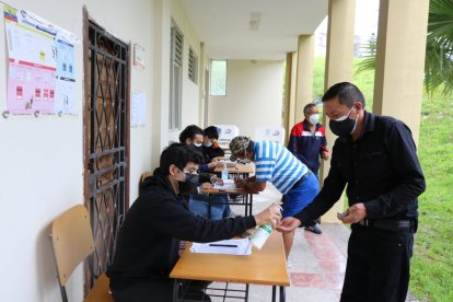 En Loja no hubo aglomeraciones para ir a sufragar.