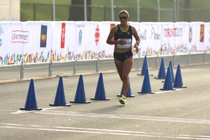 Rosalba Chacha impuso por cuarta ocasión el récord nacional en la maratón.