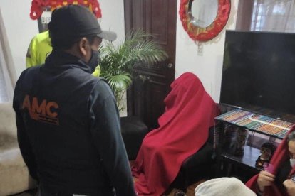 En el sitio había varias menores de edad.