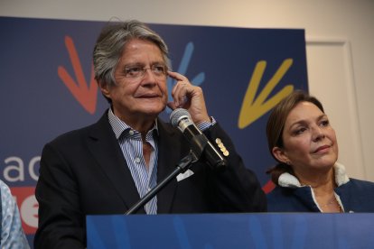 Entre las propuestas recientes de Lasso se sumó la vacunación contra el COVID-19 en los primeros 100 días de su Gobierno.