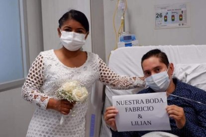 Lilian Anchundia y Fabricio Pérez se casaron el lunes 12 de abril.