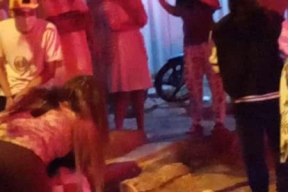 Andrés Neira se estrelló con su moto en una de las vías de la parroquia José Luis Tamayo.