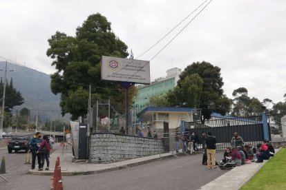 Los familiares de las víctimas llegaron hasta la morgue para llevarse los cuerpos.


18  de abril  de 2021

KARINA DEFAS 

Agencia (ag-expreso ag-extra ag-quito)