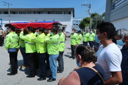 El cuerpo del sargento Franklin Lascano quien fue asesinado el miércoles 21 de abril de 2021.