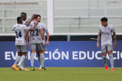 Emelec venció de visita 2-0 a Talleres de Argentina, en la primera fecha de la fase grupos de la Copa Sudamericana.