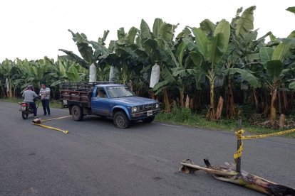 La camioneta, que también recibió varios impactos de bala, se encuentra en poder de la Policía.