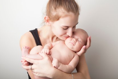 Trata de hacer un momento inolvidable para la mamá primeriza.