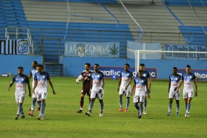 Con la paralización del torneo, los clubes y los jugadores se verían afectados en la parte económica, física y táctica.