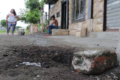 La víctima estaba en este lugar cuando fue acribillada.