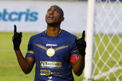 Jaime Ayoví llegó esta temporada a Olmedo. El delantero fue uno de los que exteriorizó su malestar por tener que viajar en bus.