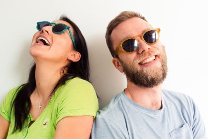 Las gafas de la marca Tukuna es uno de los participantes. Este accesorio está fabricado con plástico reciclado y su proceso es manual.