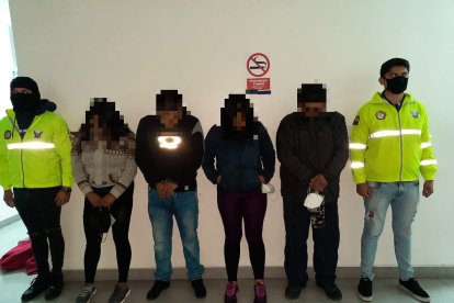 Dos de los aprehendidos tienen antecedentes penales.