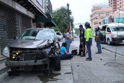 El accidente ocurrió en 9 de Octubre y Carchi. La alerta fue notificada al ECU - 911 Samborondón a las 09:25.