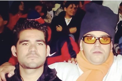 En redes  sociales, los radioescuchas lamentaron la partida de los locutores de ese espacio deportivo.