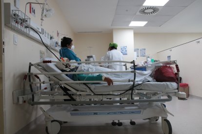 Referencial. Pese a la disminución, las autoridades recalcan que el país pasa por una situación preocupante por la pandemia.