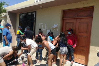 Momentos dolorosos de los parientes del joven al enterarse del siniestro.