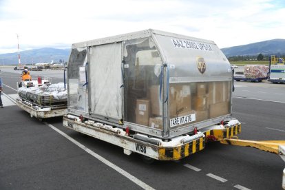 Llegó otro lote de vacunas Pfizer a Ecuador.