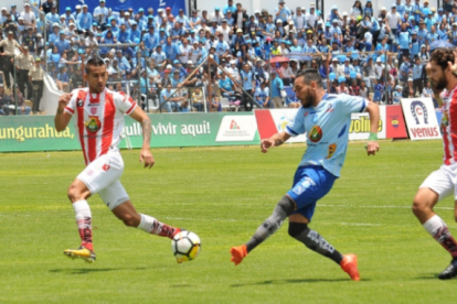 Macará y Técnico Universitario igualan en el cásico ambateño.