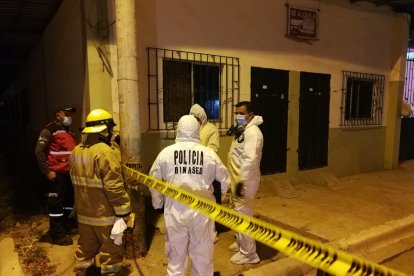 El ciudadano extranjero estaba sin vida en el interior de su vivienda del barrio 16 de Julio.