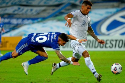 Emelec perdió ante Talleres de Córdoba y fue eliminado de la Copa Sudamericana.
