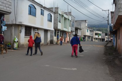 Los pobladores de este sector ambateño están alarmados con lo acontecido.