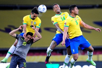 Brasil le ganó a Ecuador.