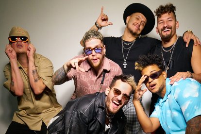 Piso 21 y el dúo Mau y Ricky se unen en gira.