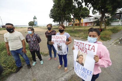 La familia de Joel Flores lleva cerca de siete meses sin saber de él.