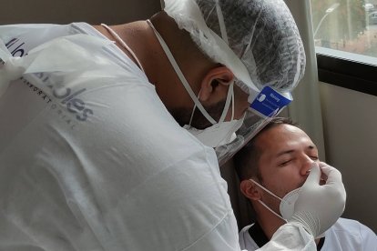 Las delegaciones de los diez países participantes en la Copa América se someten a constantes pruebas de coronavirus.