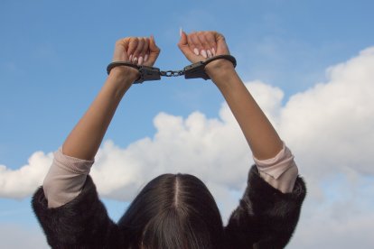 La mujer no registra antecedentes penales.
