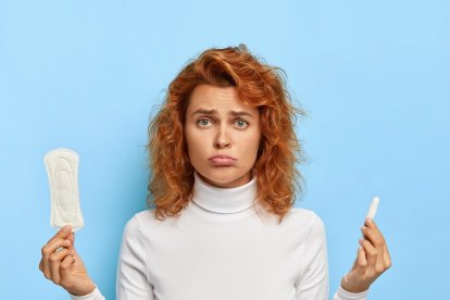 Según la asambleísta, las personas gastan aproximadamente 42 dólares mensuales en toallas sanitarias.