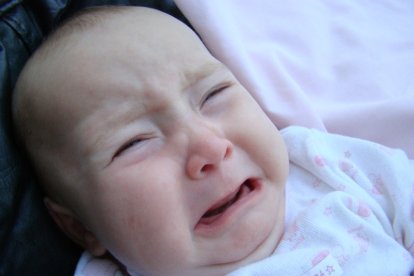 Bebé fue arrojado a un barranco, en Bolivia.