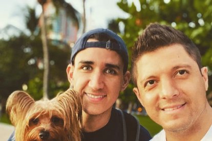 Ambos residen en Miami, Estados Unidos.