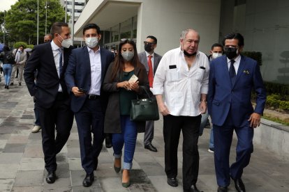 Al menos cuatro abogados defienden a Abdalá Bucaram en el caso de delincuencia organizada.