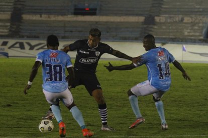 Barcelona ha enfrentado en dos ocasiones al 9 de Octubre este año. Empataron en la Noche Amarilla y fue triunfo torero en la LigaPro.
