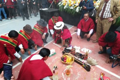 Con apoyo internacional, se intenta reinventar el kichwa.