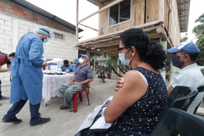 Muchos de los que acudieron a vacunarse debían haber recibido ya la dosis con anticipación, pero tenían desconocimiento o estaban desinformados.