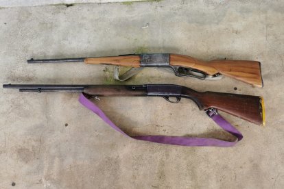 El armamento fue encontrado dentro del domicilio donde se produjo la agresión.