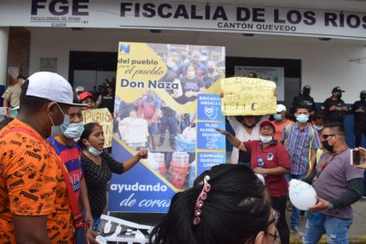Cientos de quevedeños respalda a 'Don Naza' en las calles de la ciudad.