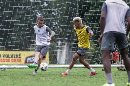 Damián Díaz y Byron Castillo listos para el Clásico del Astillero.