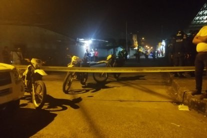 Militares y policías se tomaron el lugar.