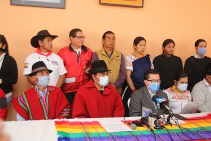 Iza dio una rueda de prensa la mañana de este 8 de julio.