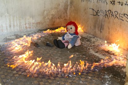 El vidente conservará el juguete. Lo lleva con él y lo utiliza cuando visita sitios ‘pesados’.