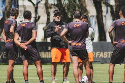 Pablo Marini quiere estrenarse con una victoria en el banquillo universitario.