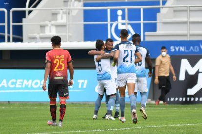 El elenco del Manta se alista para recibir a Emelec, en la fecha 15 de la LigaPro.