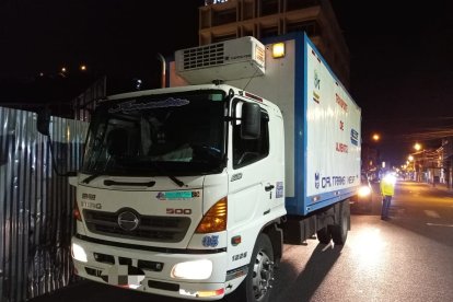 El vehículo fue encontrado en el kilómetro 15 de la vía Durán - Tambo.