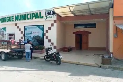 Los restos fueron llevados a la morgue de Ventanas para el examen legal.