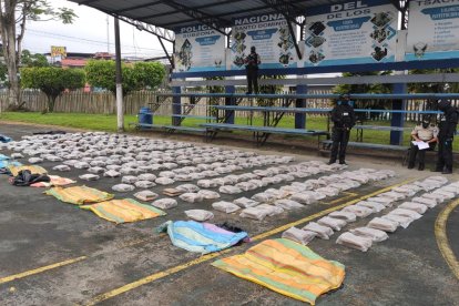 La droga estaba oculta  en un dormitorio del inmueble del agente.