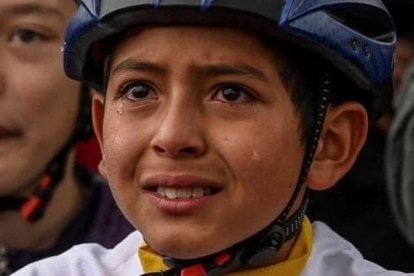 Julián se hizo viral cuando celebraba entre lágrimas el título de Bernal en el Tour de Francia de 2019.